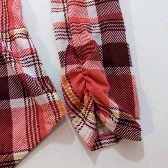 Bobbie Brooks Woman's Super Soft Plaid Long Sleeve Button-Front Shirt - Size: S. - Picture 3 of 7